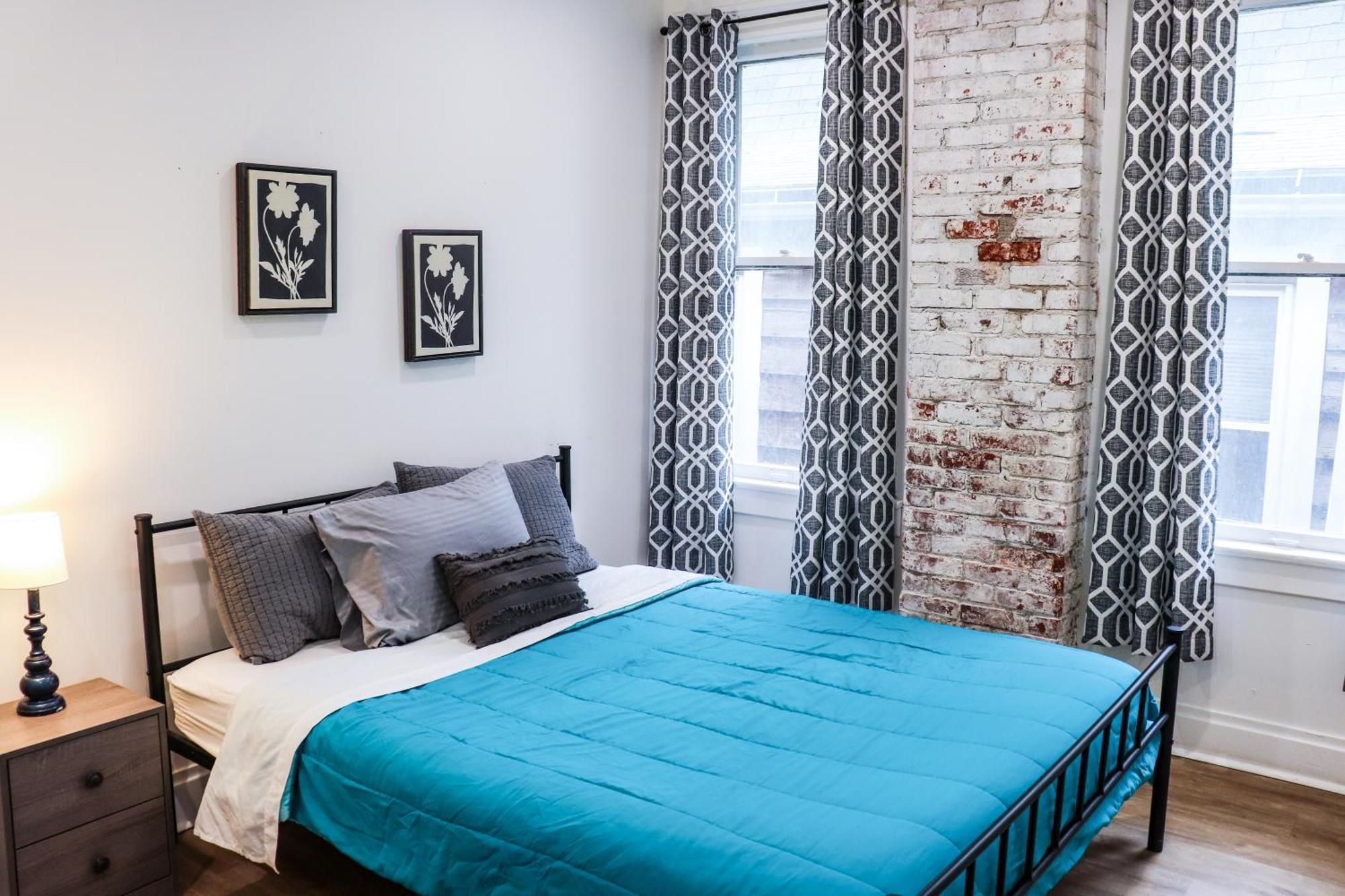 Апартаменти Downtown Retreat - 2Br Oasis Колумбус Екстер'єр фото